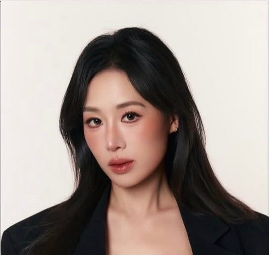 EVA CHUNG